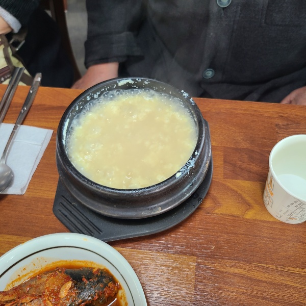 전통맷돌순두부 맑은순두부