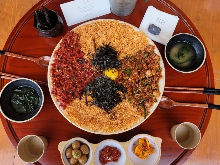 황남비빔밥 공식 관광사진 3